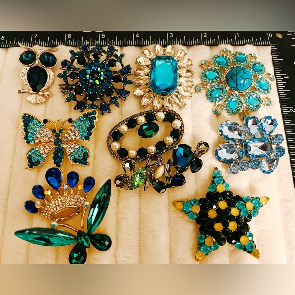 Lot of 11 Dark Green Blue Rhinestone Brooches Mixed Shapes Butterfly Owl Star